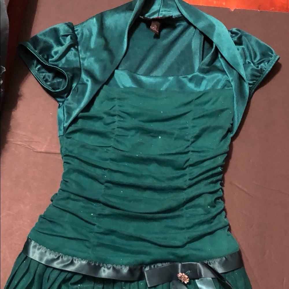 Beautiful Sparkly Green Dress